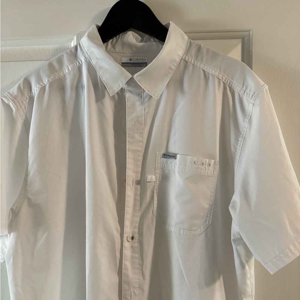 Columbia fishing shirt large